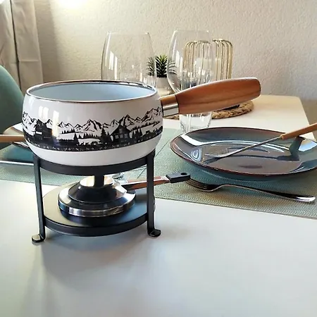 Ruhiges Mit Aussicht Fast Bis Nach Interlaken