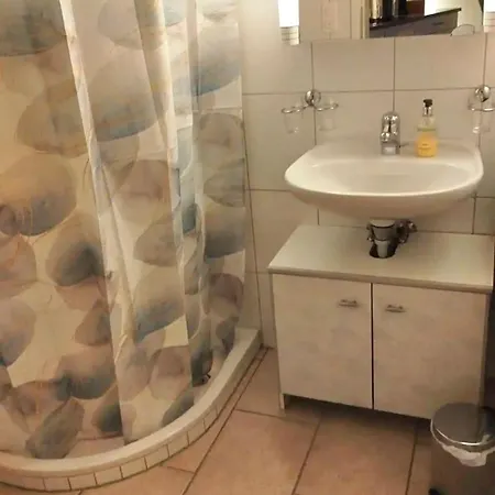 Ruhiges Mit Aussicht Fast Bis Nach Interlaken Apartment *