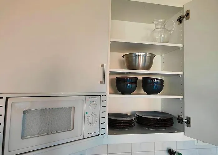 Ruhiges Mit Aussicht Fast Bis Nach Interlaken